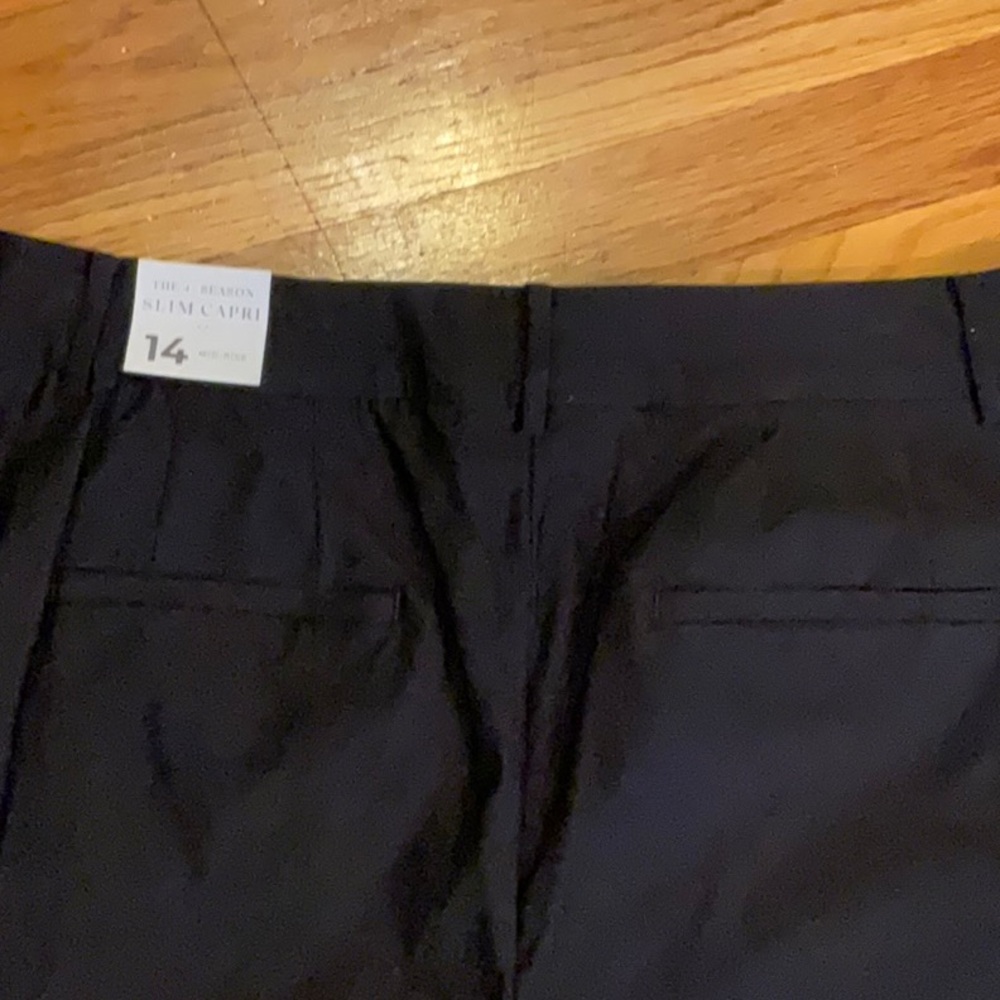 Woman’s Black Capris - Slim Capri - Size 14 - Picture 4 of 7